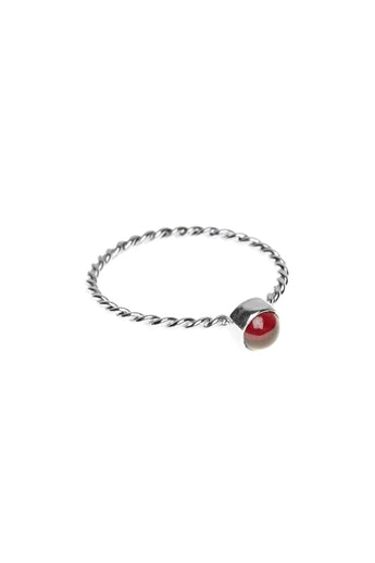 Xzota | Ringen | Garnet round spiral | Zilver