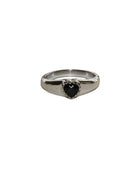 Silver onyx heart ring