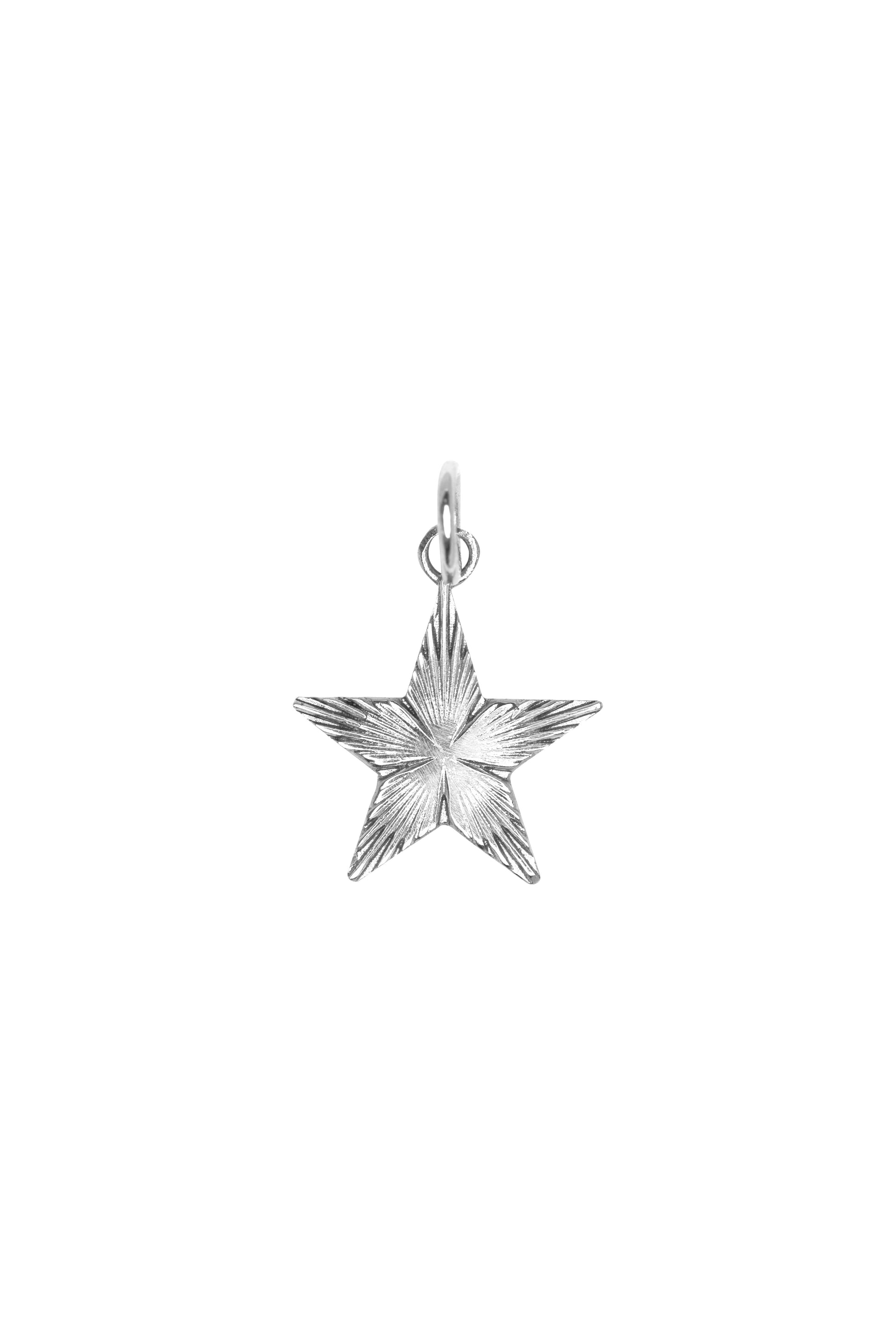 Silver shiny star pendant