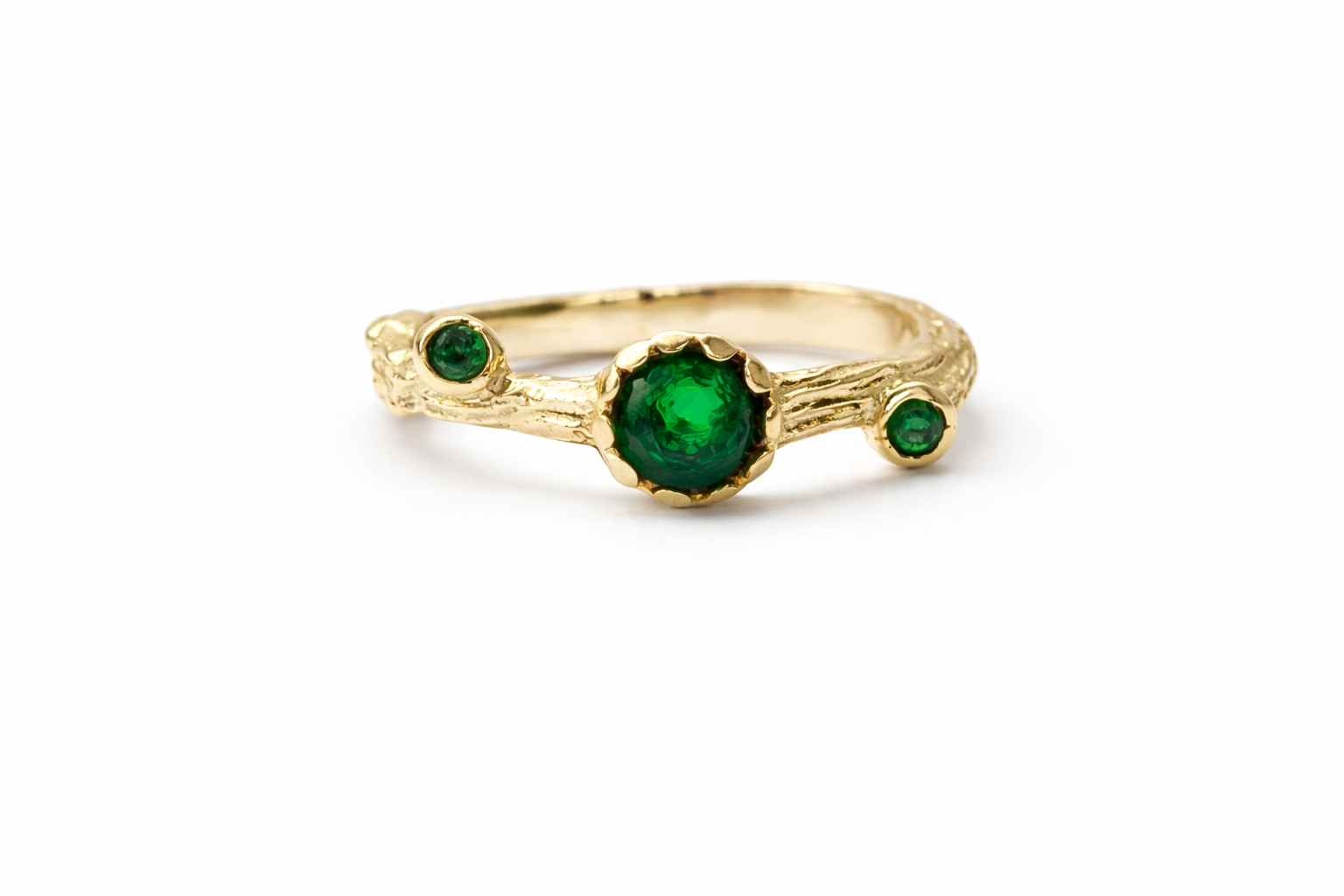 Brass green dot ring