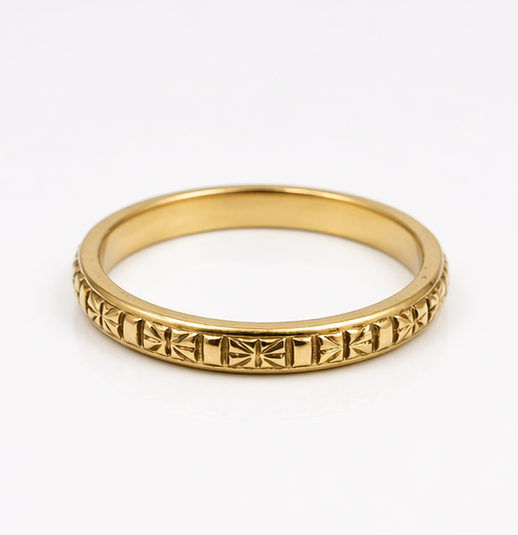 Vintage pattern ring