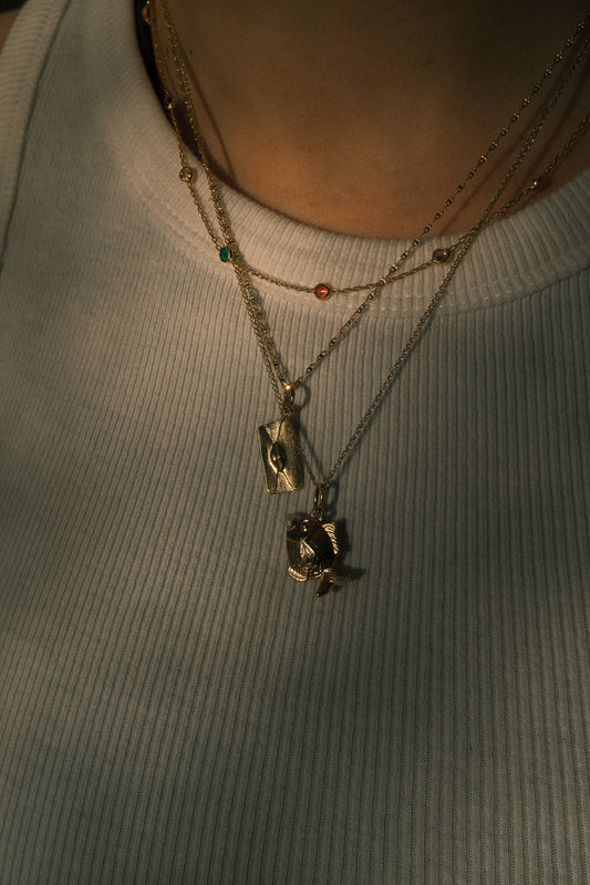 Thick pearl fish pendant g-p