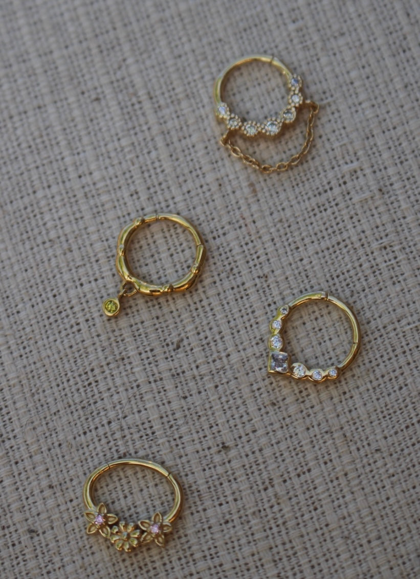 Piercing peridot stone g-p