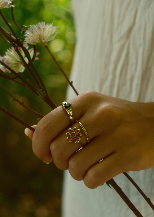 Brass onyx heart ring