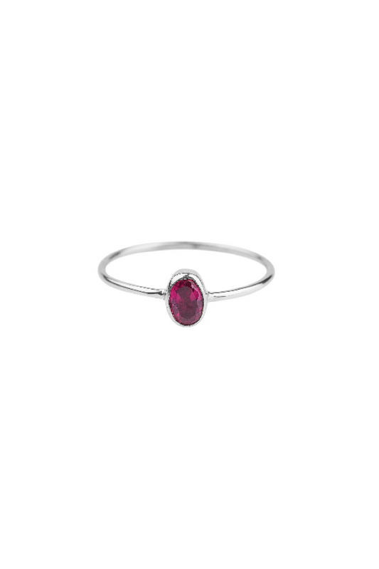 Ringen - Oval ruby - Silver