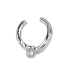 Silver earcuff pearl p.p.