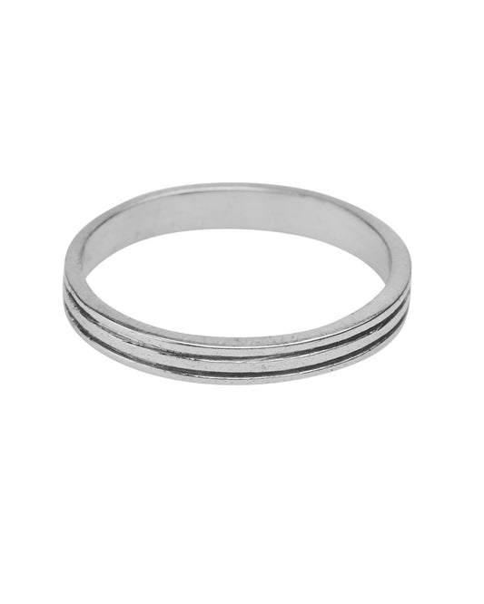 Silver thin stripe band ring
