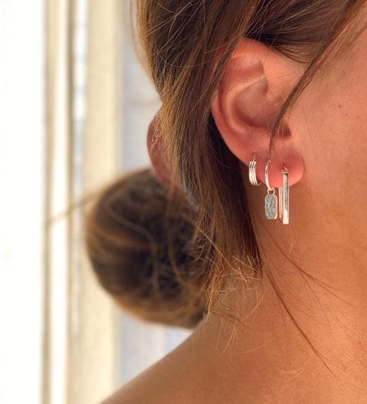 Xzota | Oorbellen | Tag hammered | Zilver
