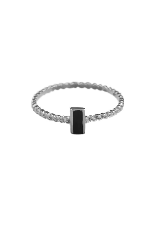 Silver twisted black baquette stone