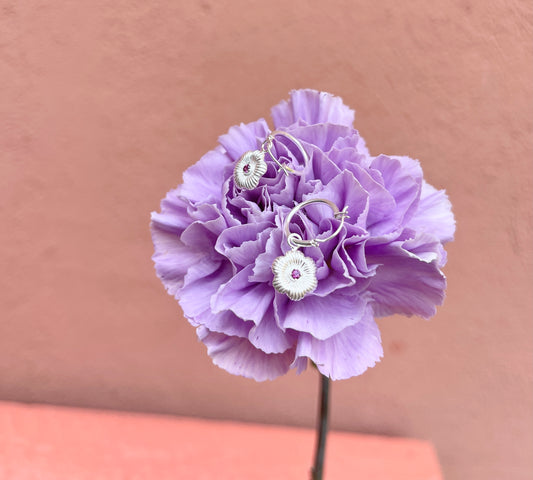 Oorbellen - Pink flower hoop - Silver