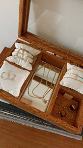 Jewelry storage